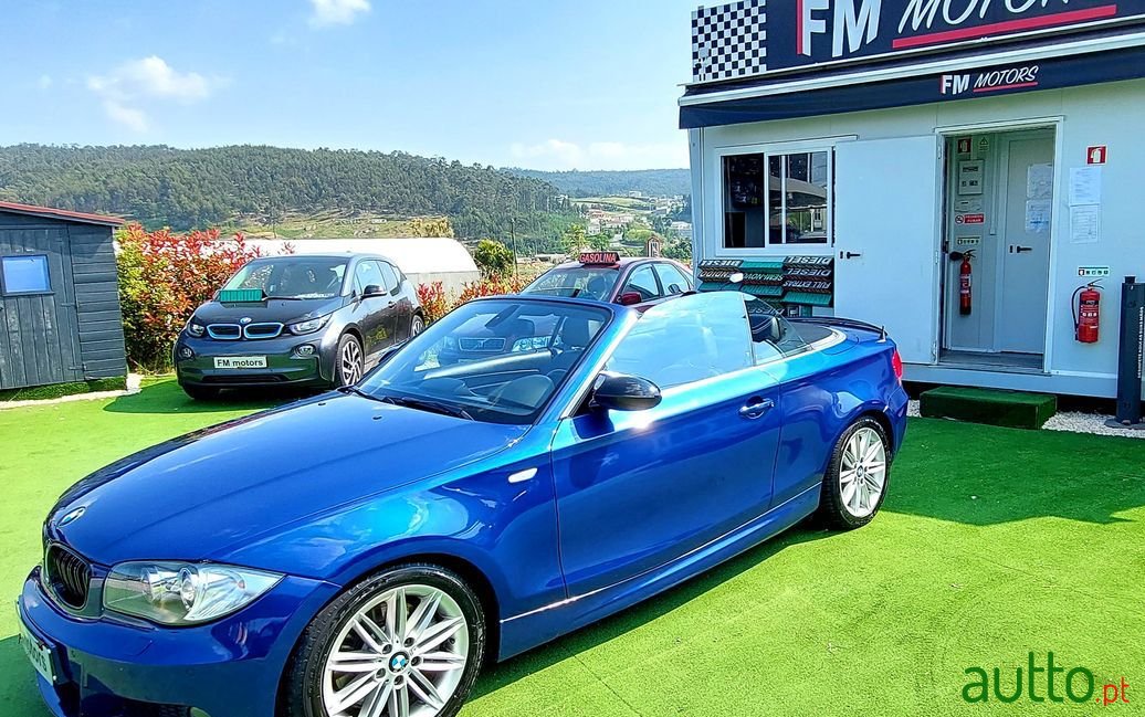 2009' BMW 123 photo #5