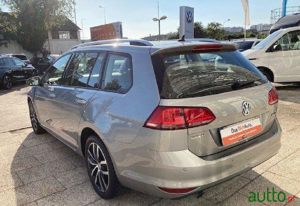 2016' Volkswagen Golf Variant photo #4