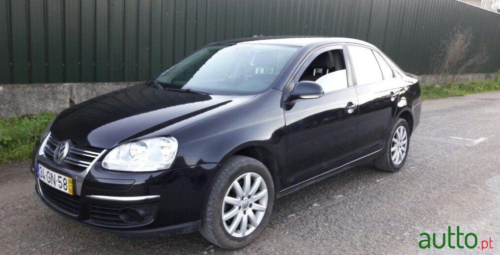 2008' Volkswagen Jetta photo #2