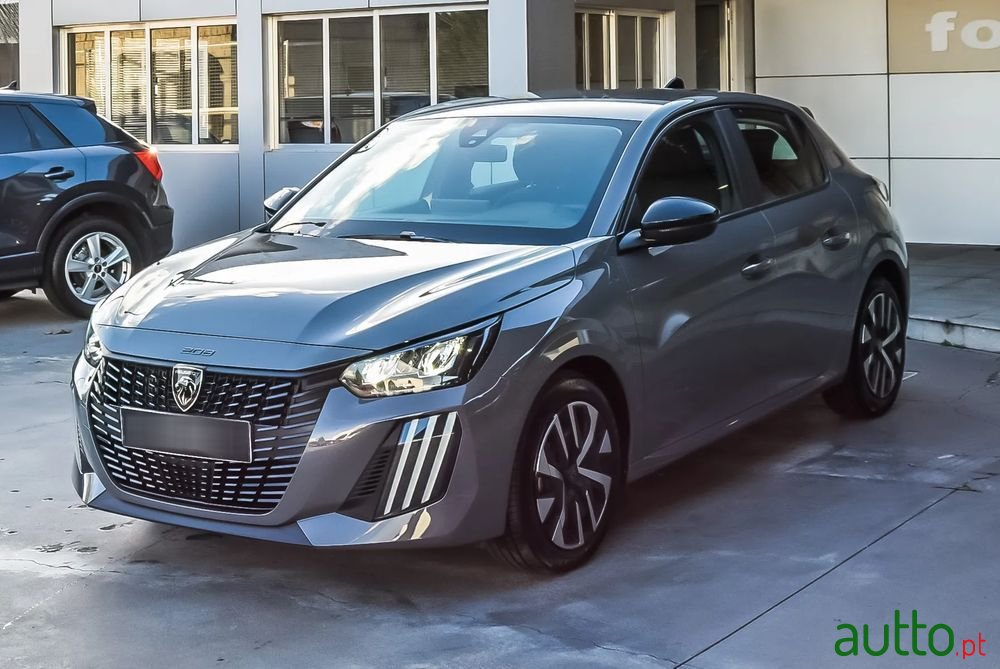 2024' Peugeot 208 photo #2