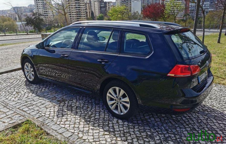 2015' Volkswagen Golf Variant photo #4