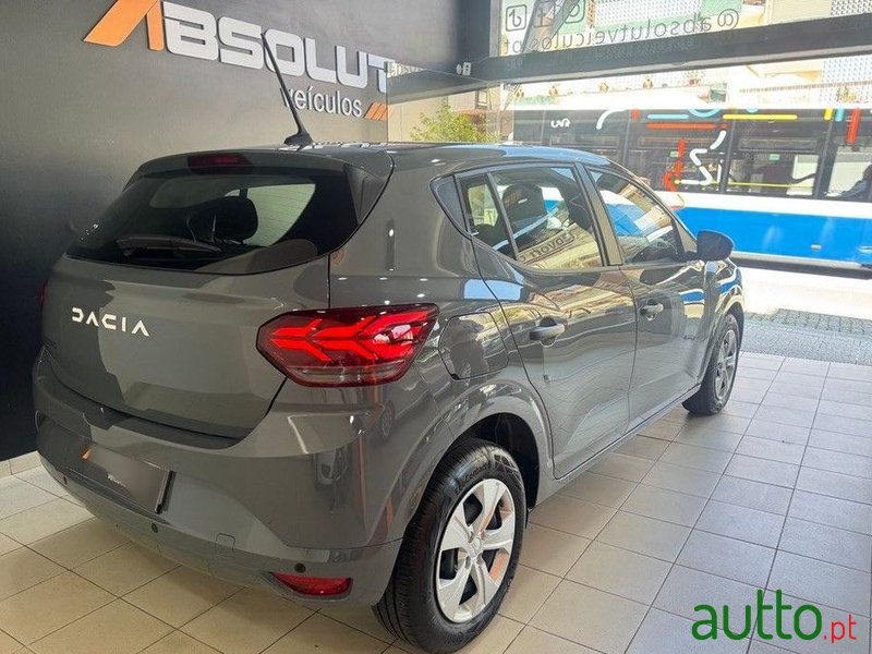 2023' Dacia Sandero photo #4