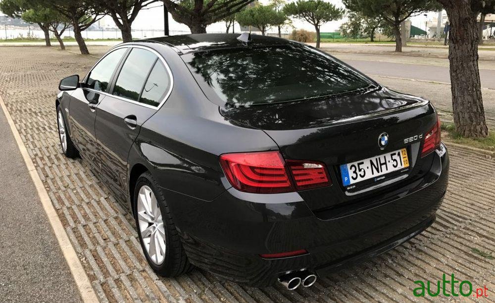 2012' BMW 520 photo #4