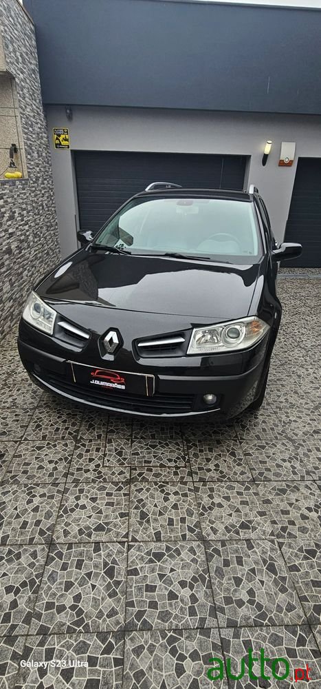 2008' Renault Megane Break photo #1