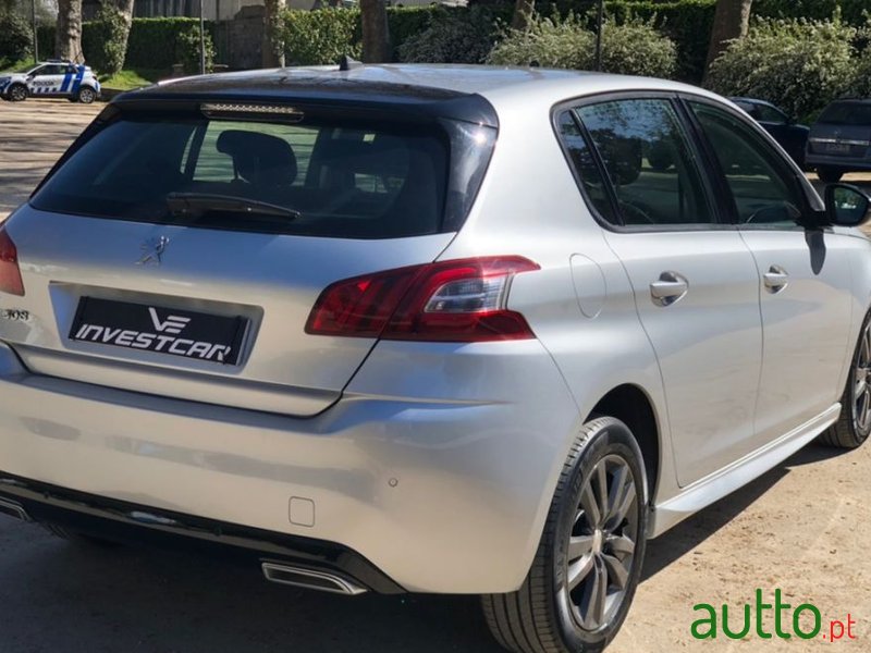 2018' Peugeot 308 photo #5