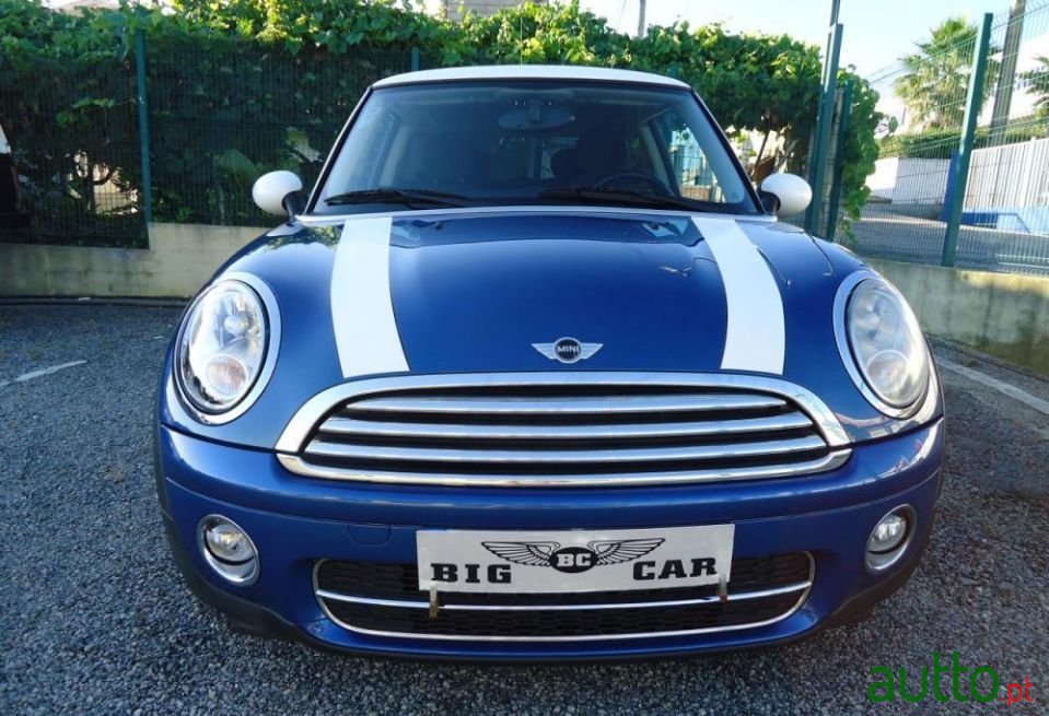 2008' MINI Cooper photo #1