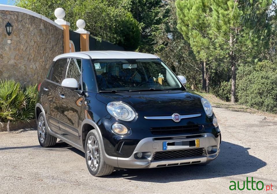 2014' Fiat 500L photo #1