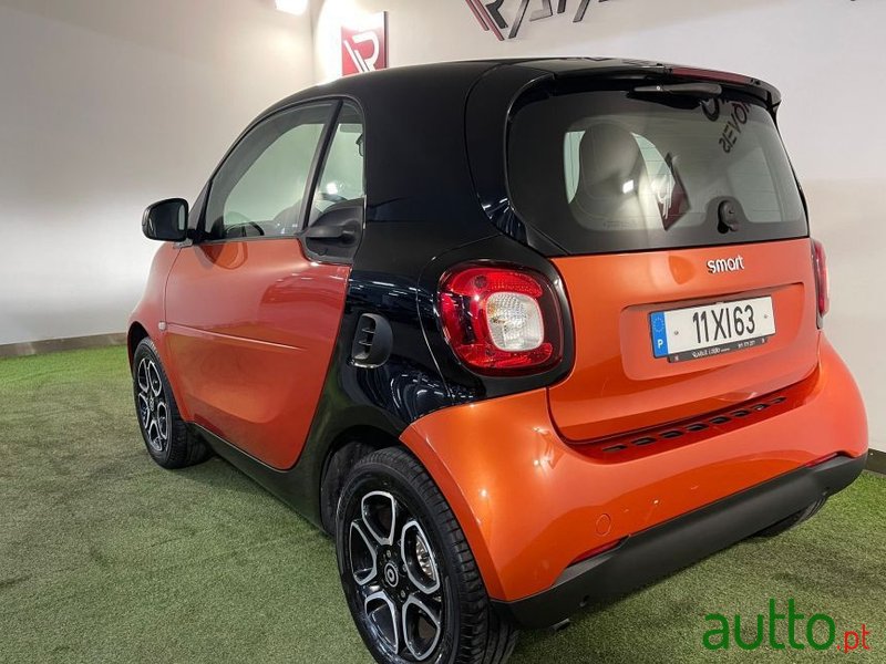 2019' Smart Fortwo photo #5