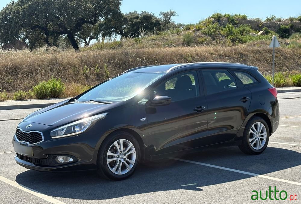 2013' Kia Ceed Sw photo #5