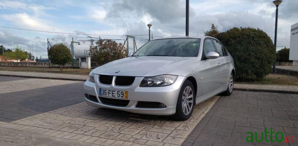 2008' BMW 320 177Cv photo #1