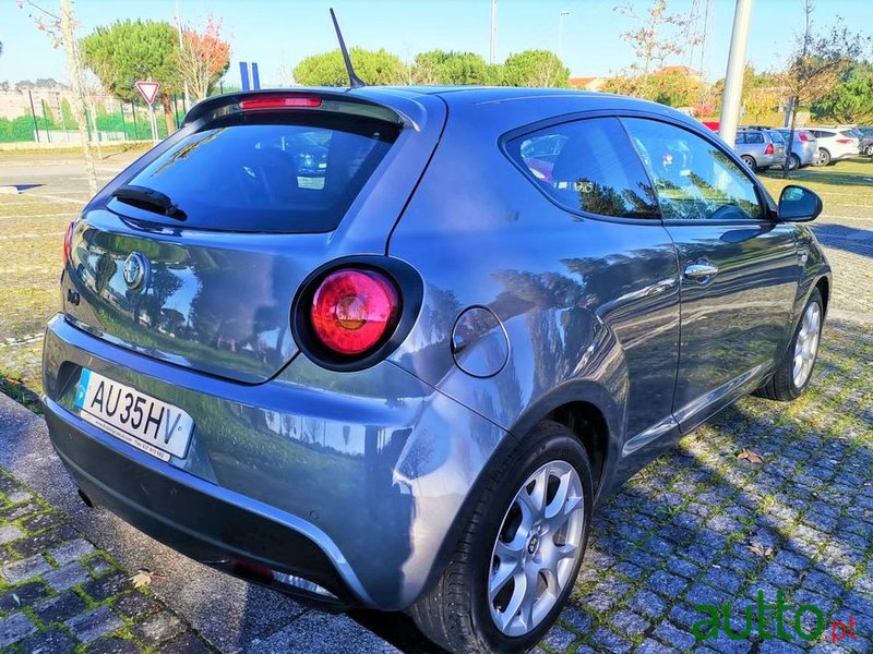 2012' Alfa Romeo MiTo photo #3