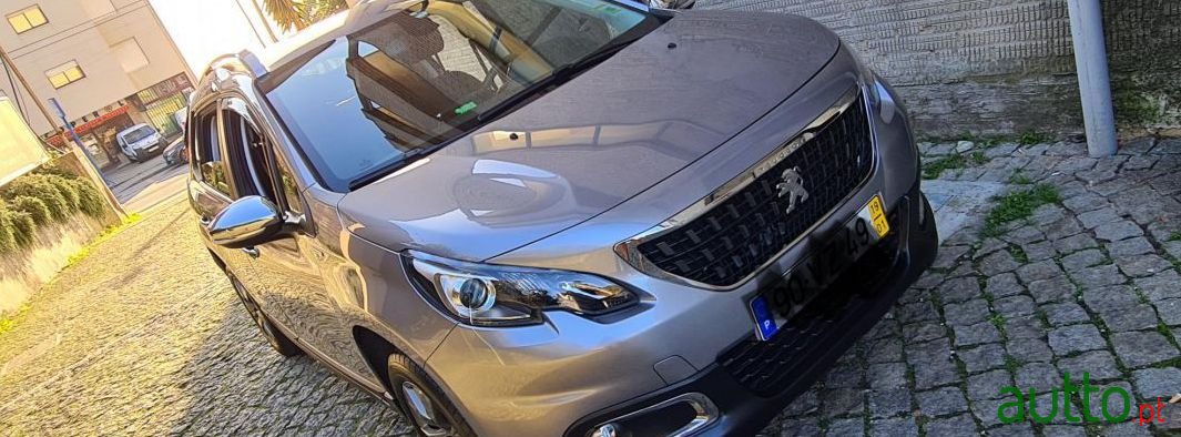 2019' Peugeot 2008 photo #1