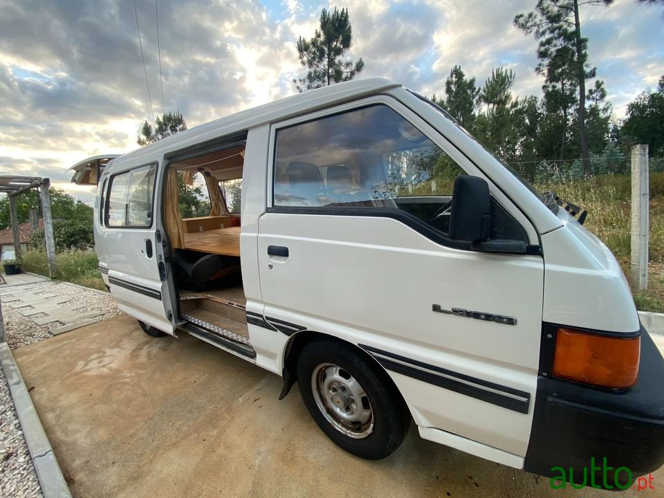 1992' Mitsubishi L300 photo #3