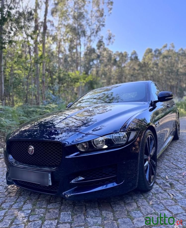 2018' Jaguar XE 2.0 D R-Sport Aut. photo #5