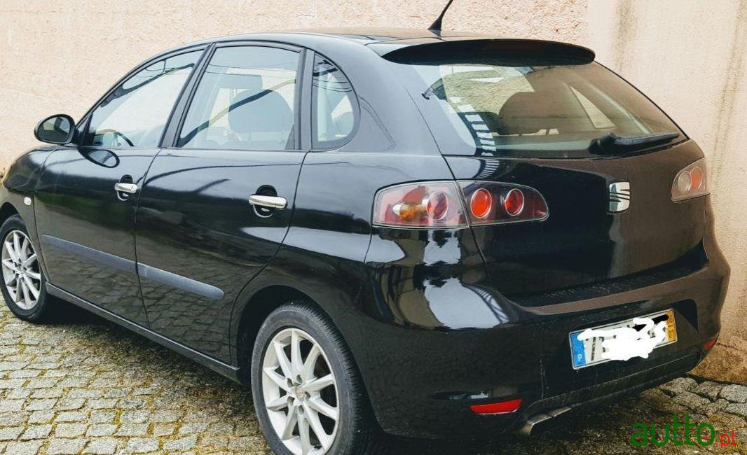 2006' SEAT Ibiza photo #2