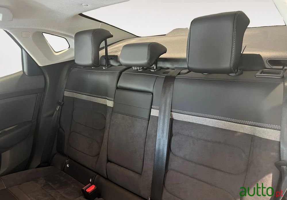 2024' Citroen E-C4 X photo #6