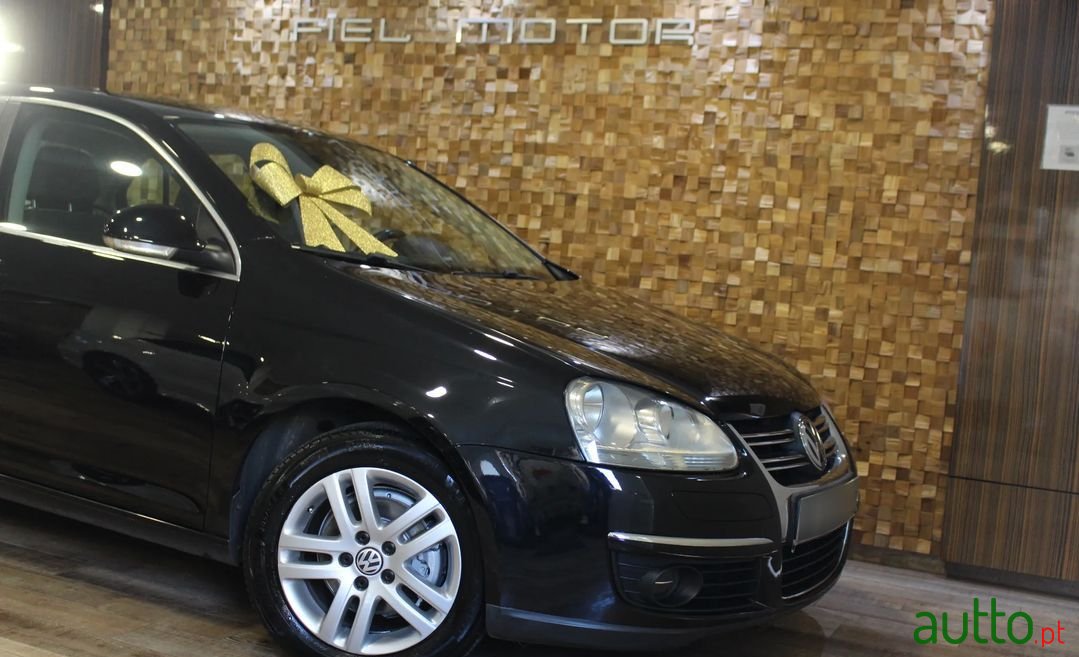 2007' Volkswagen Jetta photo #2