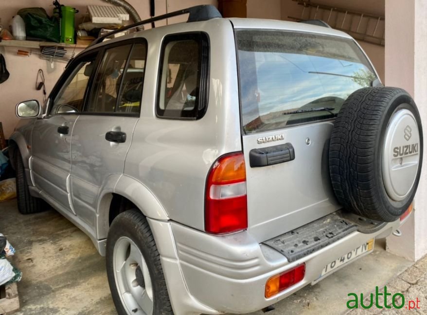 2000' Suzuki Grand Vitara photo #1