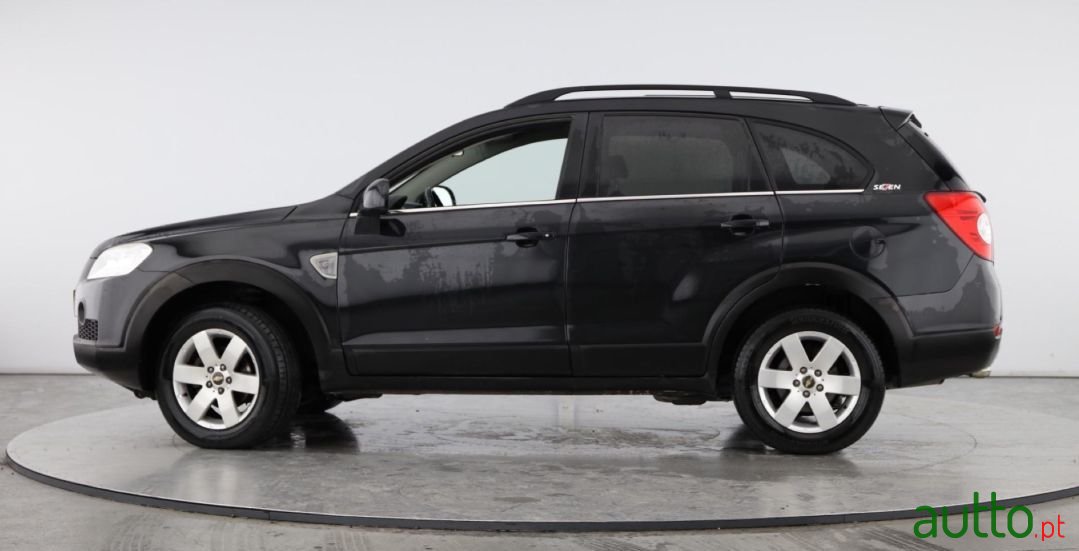 2010' Chevrolet Captiva photo #4