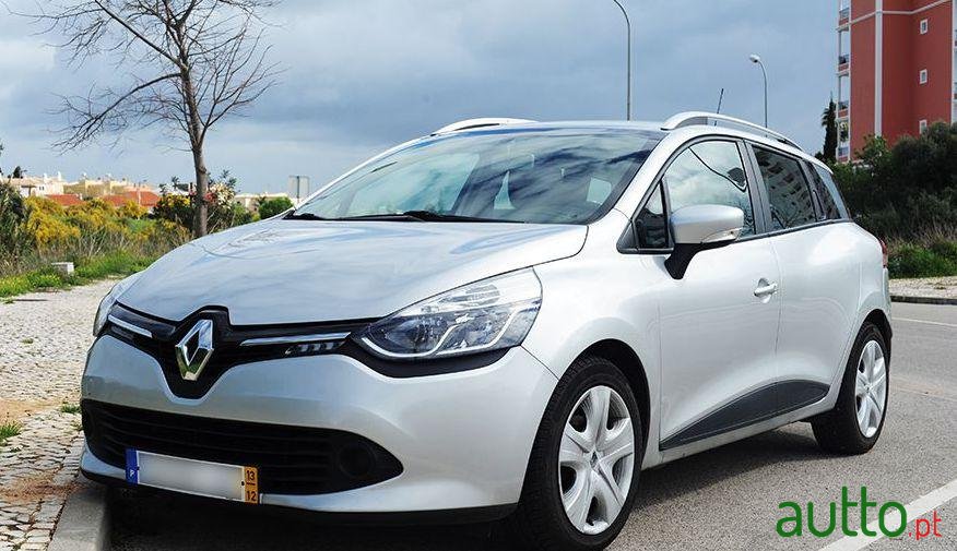 2013' Renault Clio Sport Tourer photo #1