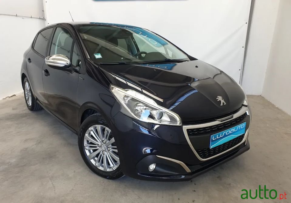 2019' Peugeot 208 photo #5