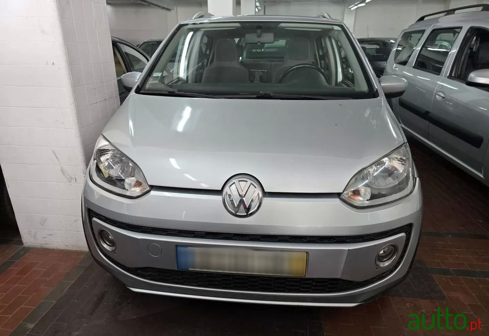 2013' Volkswagen Up! photo #2