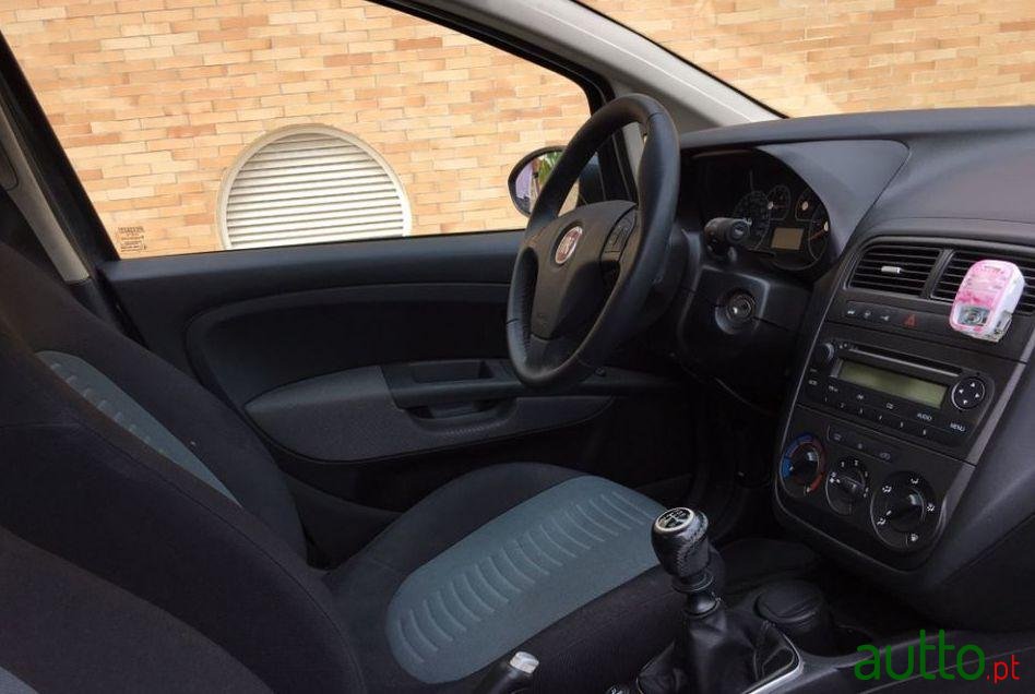 2008' Fiat Punto 1.2 01B photo #1