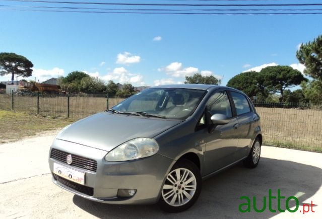 2008' Fiat Grande Punto photo #1