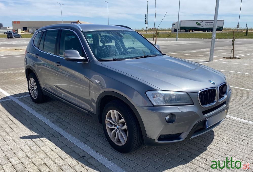 2013' BMW Série X 18 D Sdrive photo #3