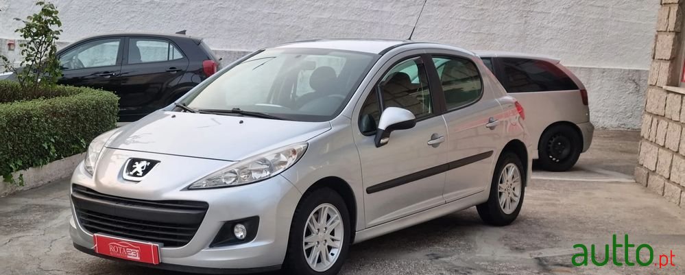 2010' Peugeot 207 1.4 16V Sport photo #1