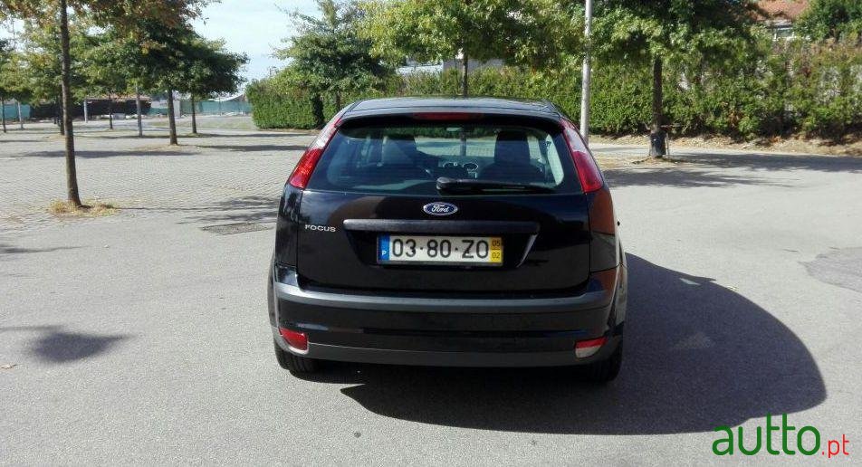 2005' Ford Focus Sport photo #1