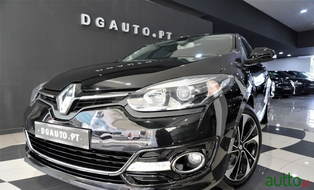 2014' Renault Megane photo #3