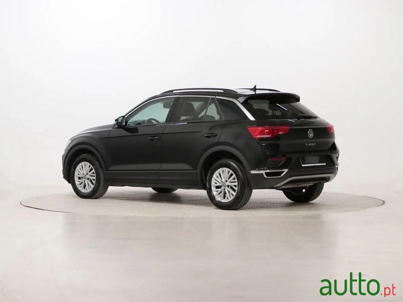 2021' Volkswagen T-Roc 1.0 Tsi Style photo #4