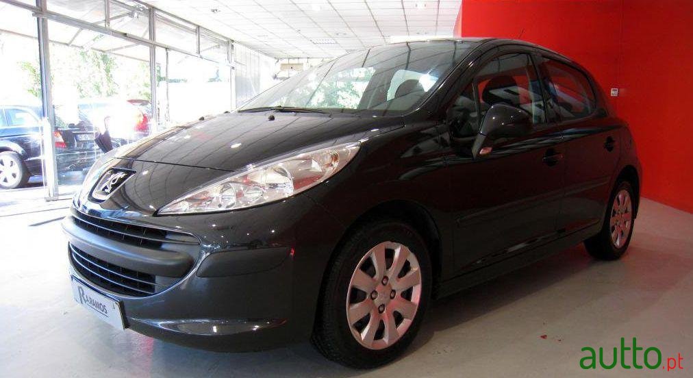 2009' Peugeot 207 1.4 HDi Trendy photo #1