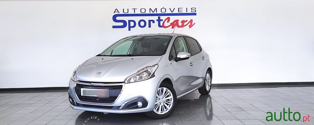 2017' Peugeot 208 photo #1