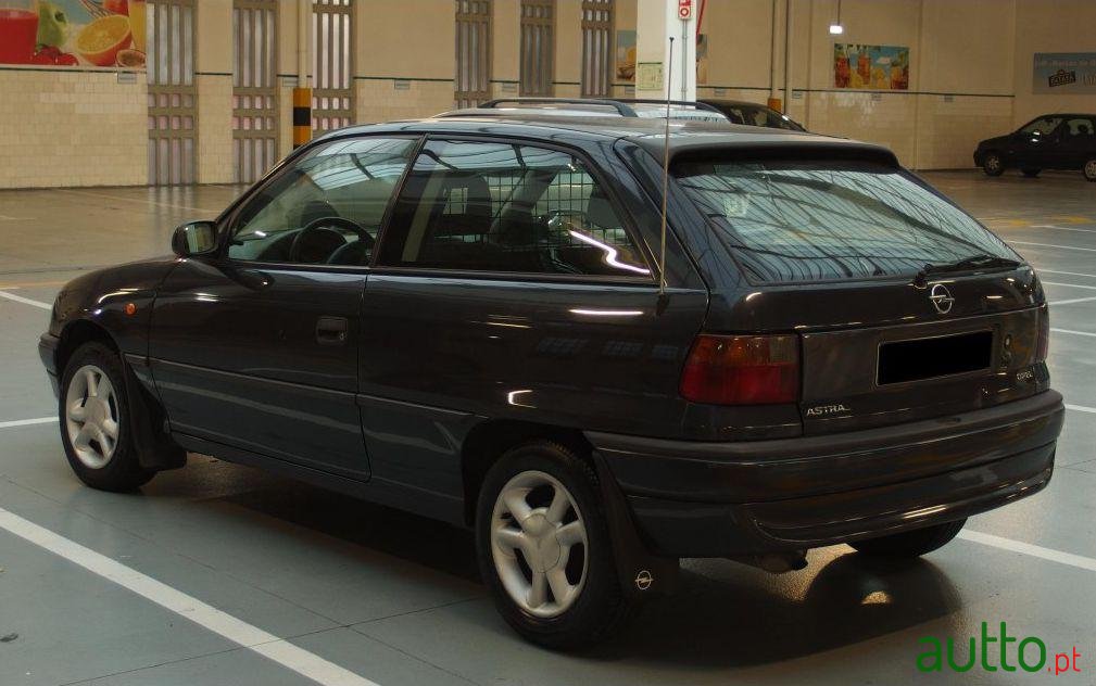 1997' Opel Astra photo #2