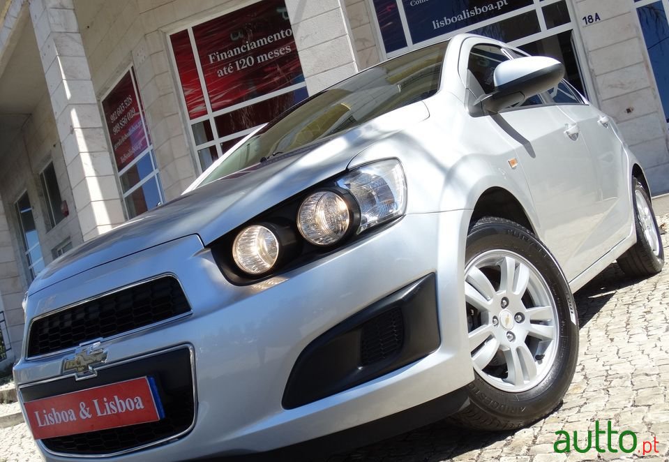 2013' Chevrolet Aveo photo #1