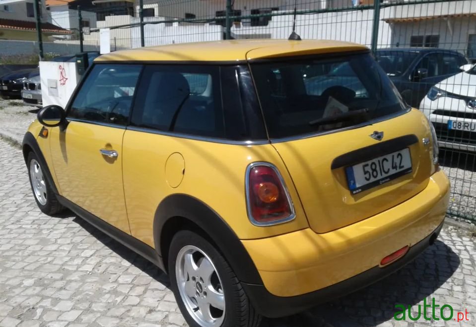 2009' MINI One photo #1
