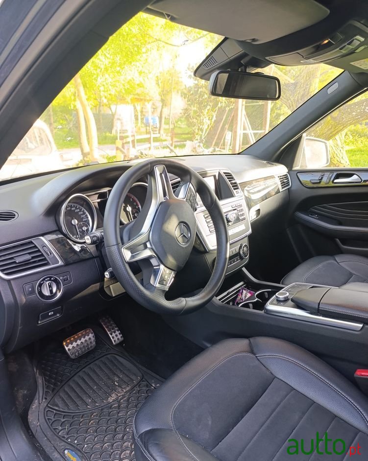 2014' Mercedes-Benz Classe M Bluetec photo #4