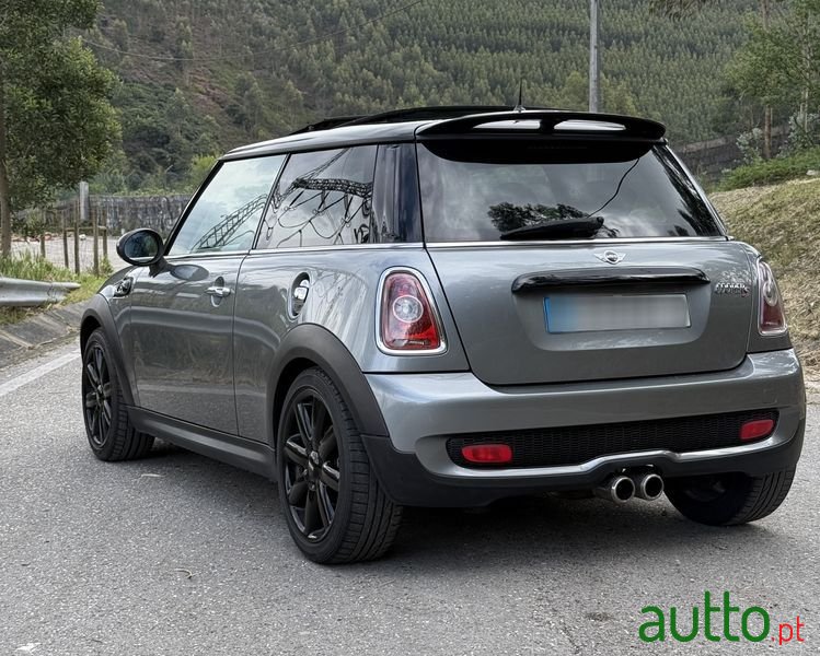 2008' MINI Cooper S 3 Portas photo #3