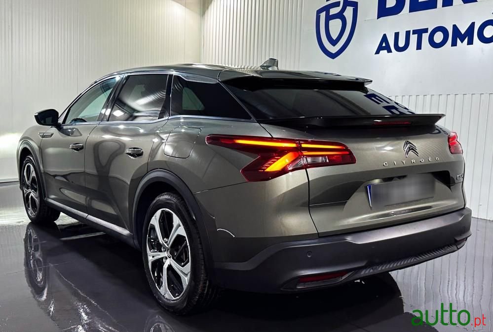2023' Citroen C5 X photo #6