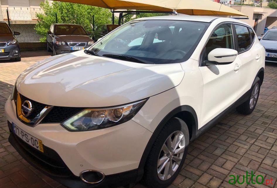 2015' Nissan Qashqai photo #1