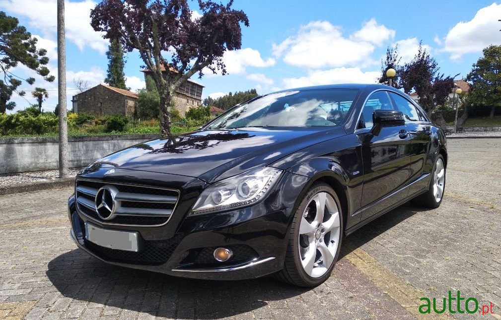 2011' Mercedes-Benz Cls-250 photo #2