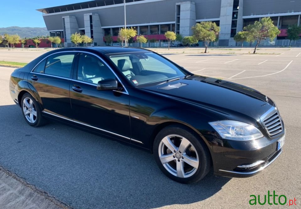 2012' Mercedes-Benz S-350 photo #1