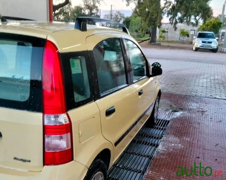 2005' Fiat Panda photo #1