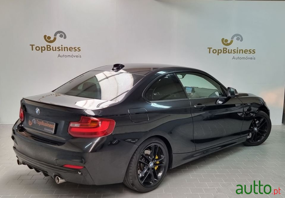 2014' BMW 220 photo #4