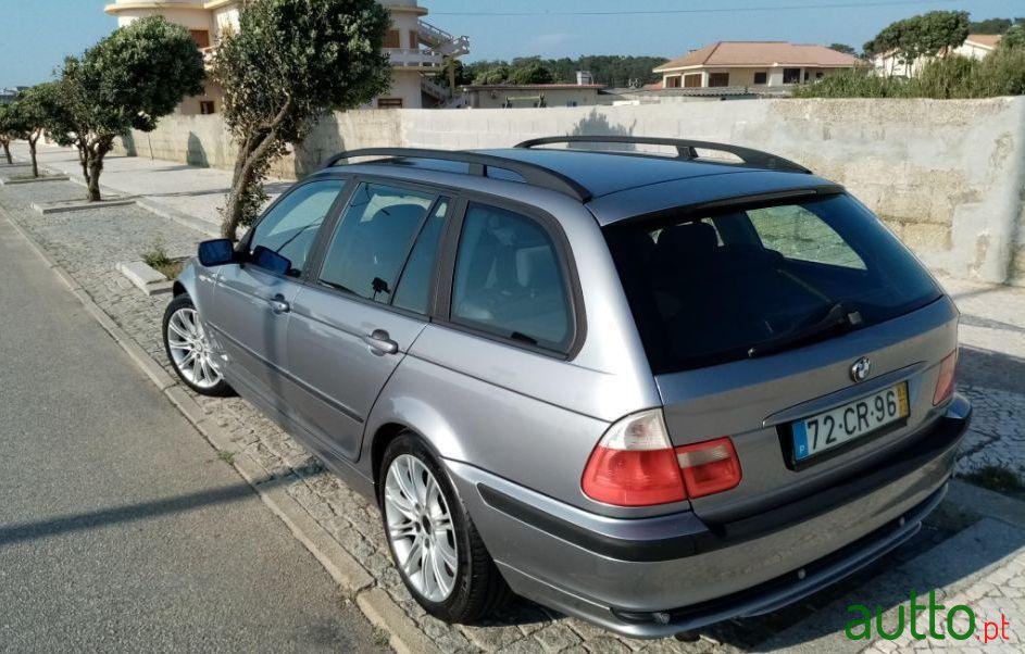 2003' BMW 318 Touring photo #2