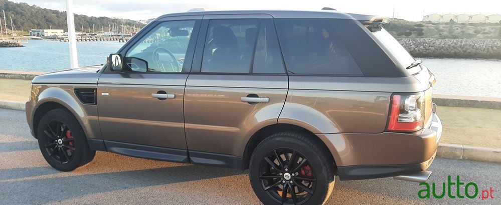 2010' Land Rover Range Rover Sport photo #4