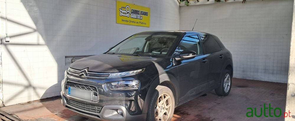 2019' Citroen C4 Cactus photo #1