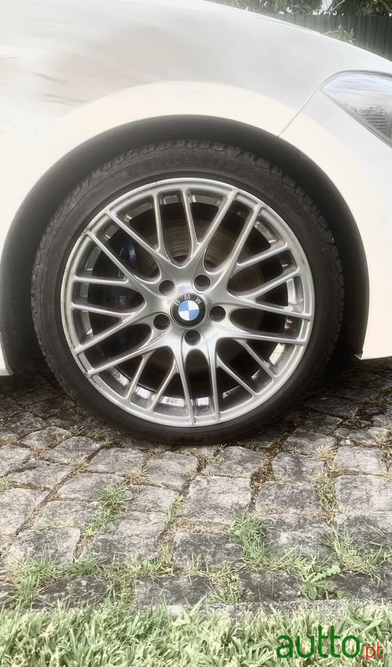 2013' BMW 118 D Pack M photo #4